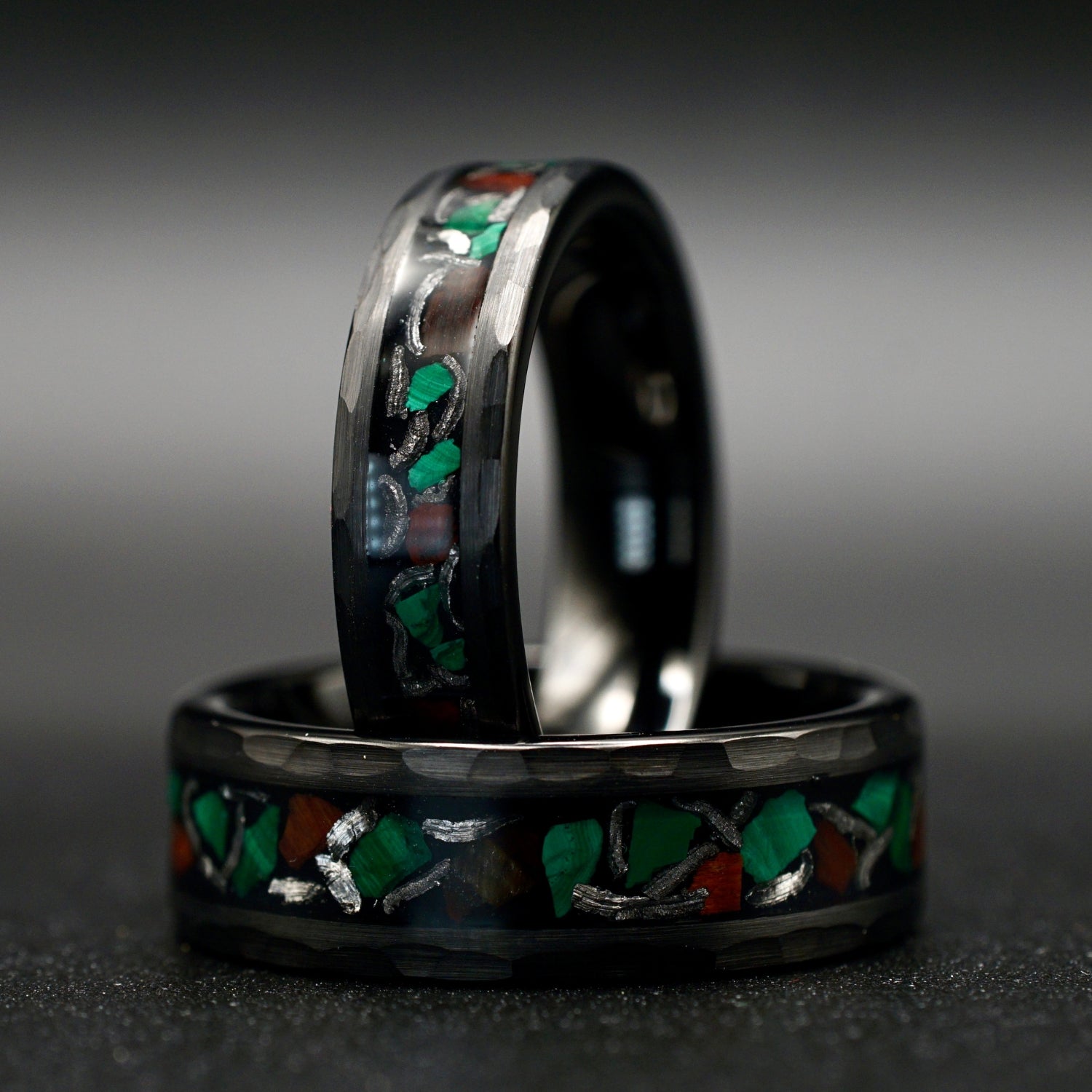 Edition Paulechner – Schwarzer Ring mit Meteor, Malachit & Dino Bone 8mm / 6mm