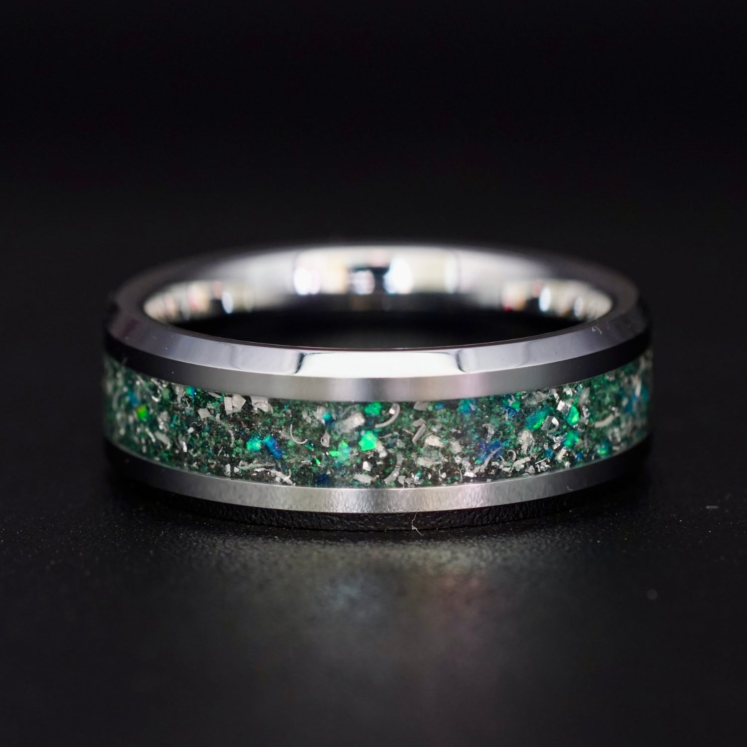 Silbernes Ring mit Meteorit und Opal – Nachleuchtend 8 mm