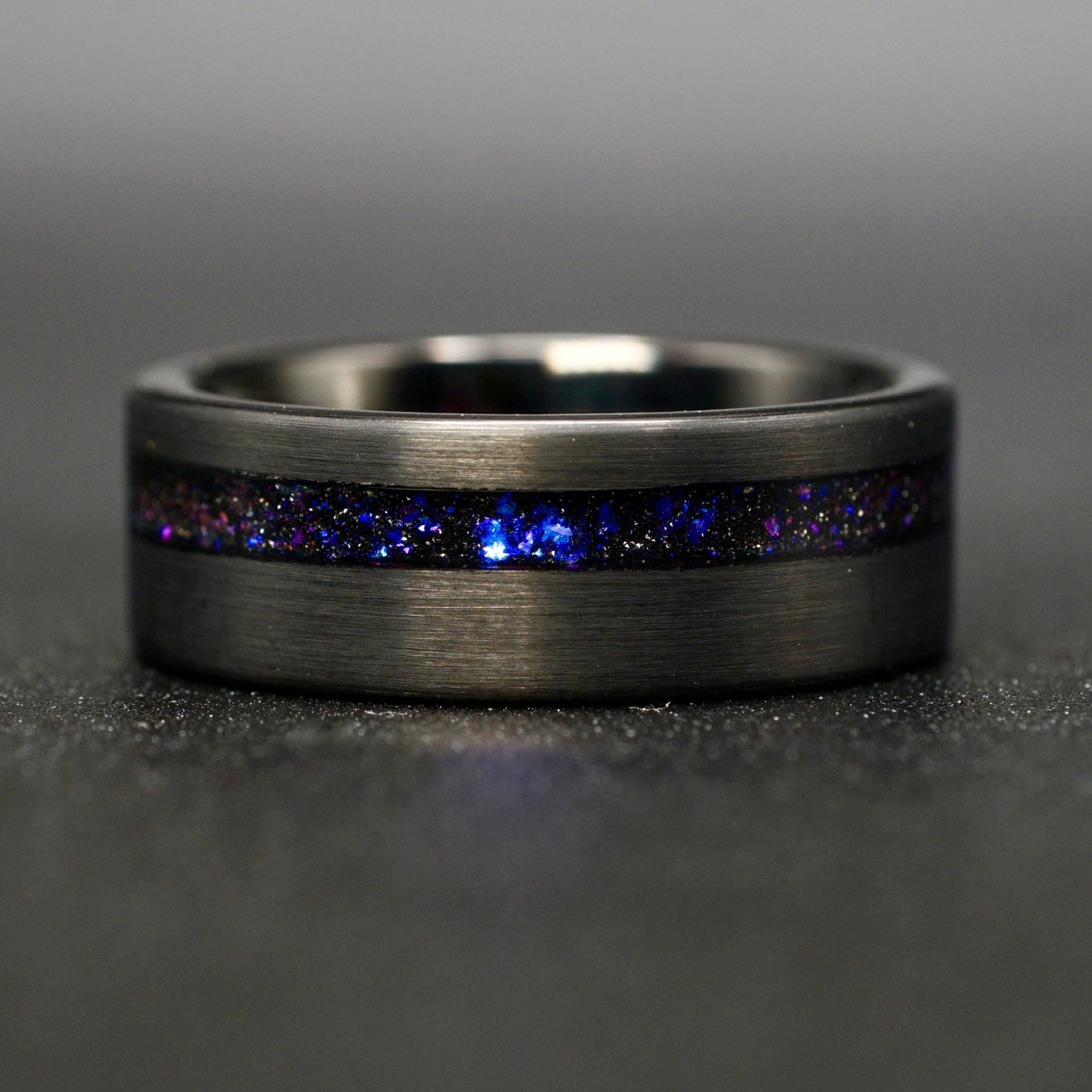 Galaxy-Serie: Sternenhimmel-Mattierter Wolframring für Herren, 8 mm.
