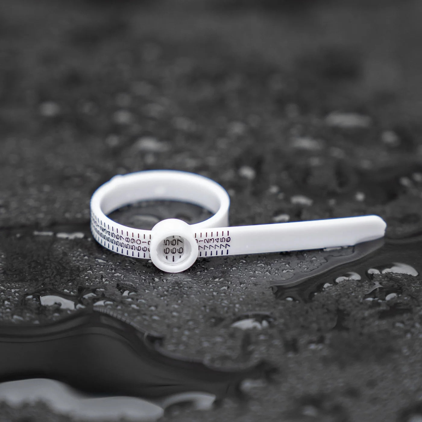 Ringmaßband für nur 1 € – Finde deine Ringgröße!