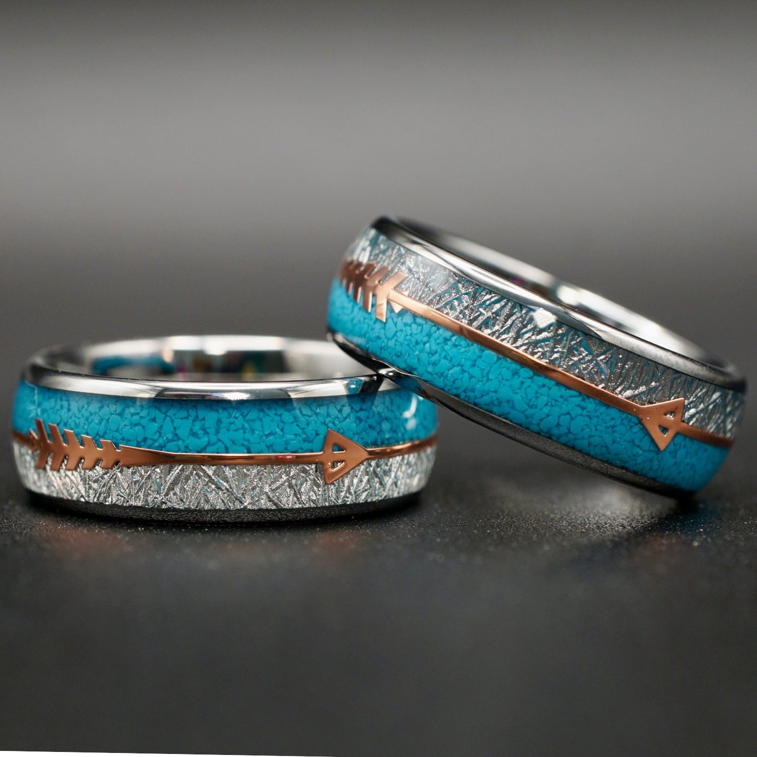 Silberner Wolframring mit Türkis und Roségold-Akzent 8 mm