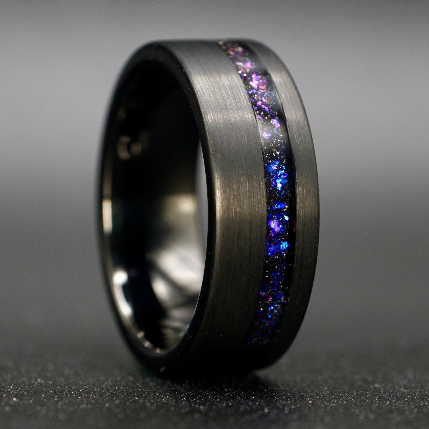 Galaxy-Serie: Sternenhimmel-Mattierter Wolframring für Herren, 8 mm.