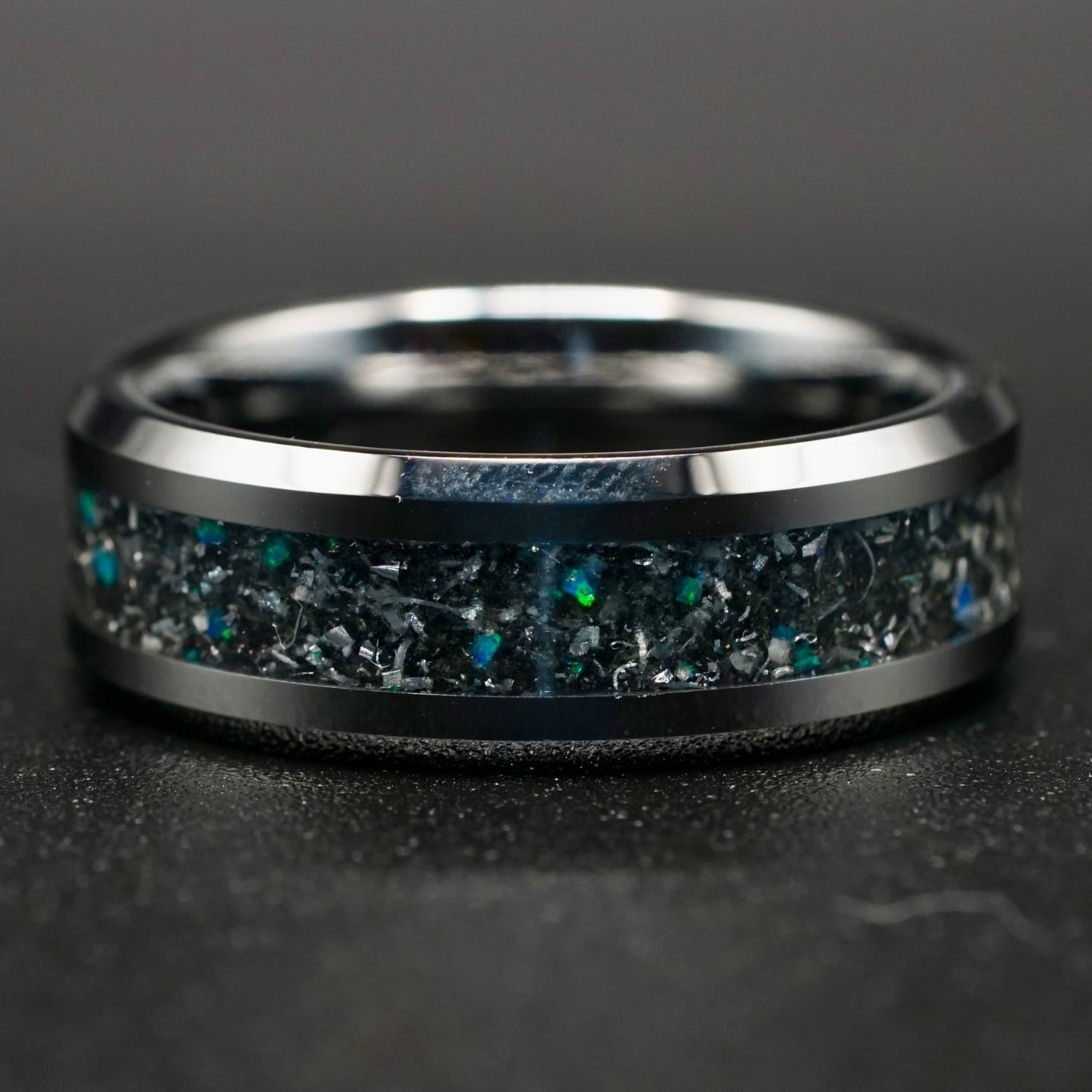 Silbernes Ring mit Meteorit und Opal – Nachleuchtend 8 mm
