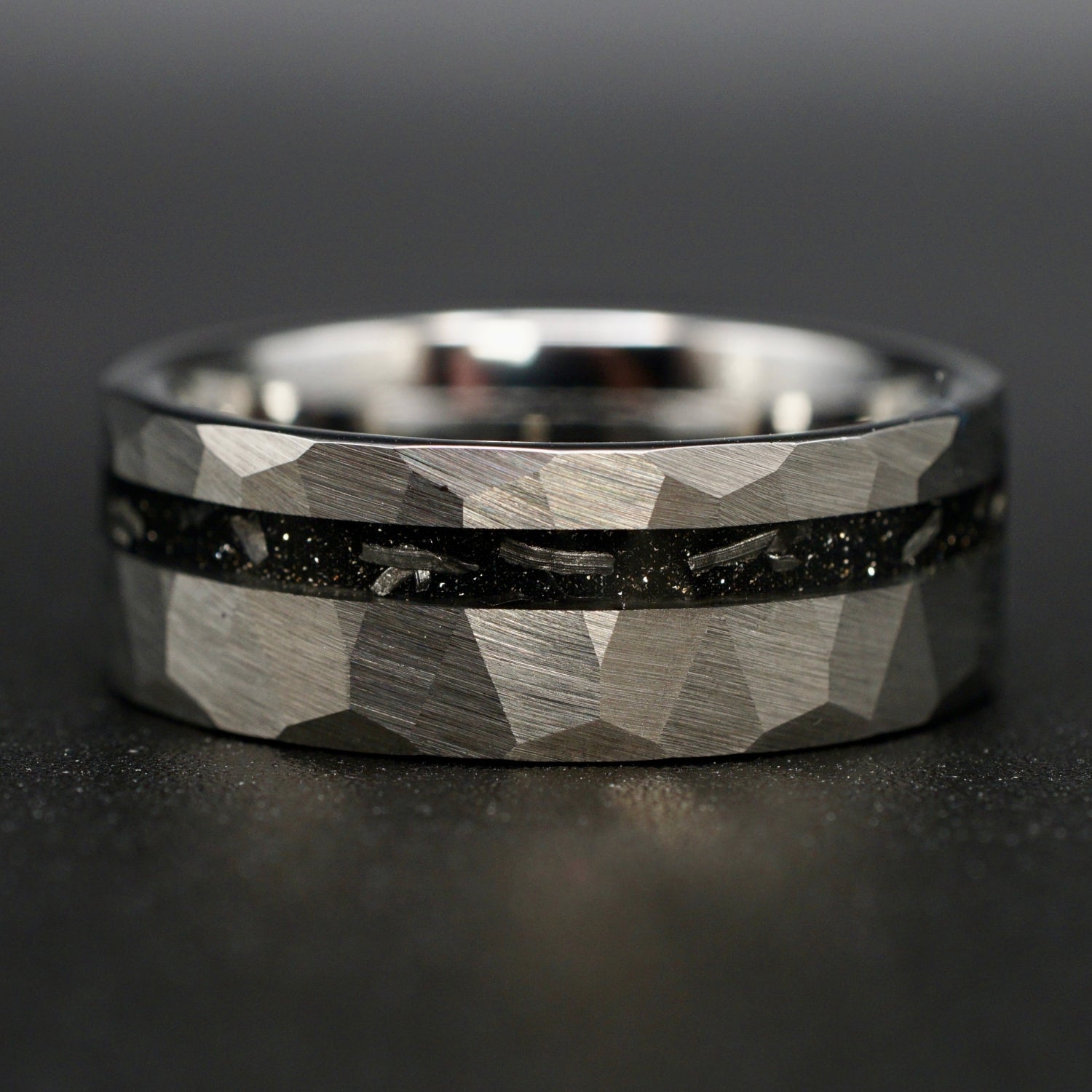 Silberner gehämmerter Meteoritenring 8 mm