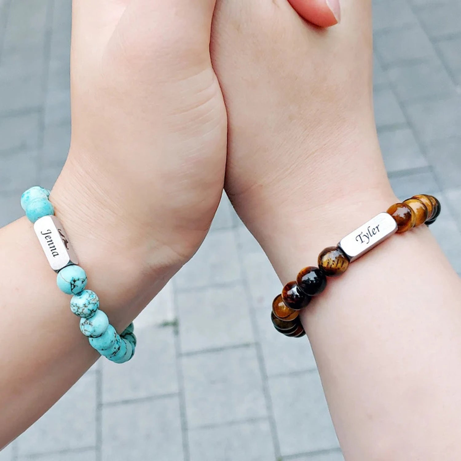 Personalisierbare Armbänder mit Gravur – Naturstein Unisex
