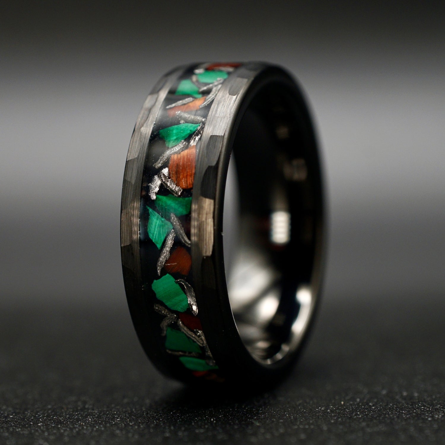 Edition Paulechner – Schwarzer Ring mit Meteor, Malachit & Dino Bone 8mm / 6mm