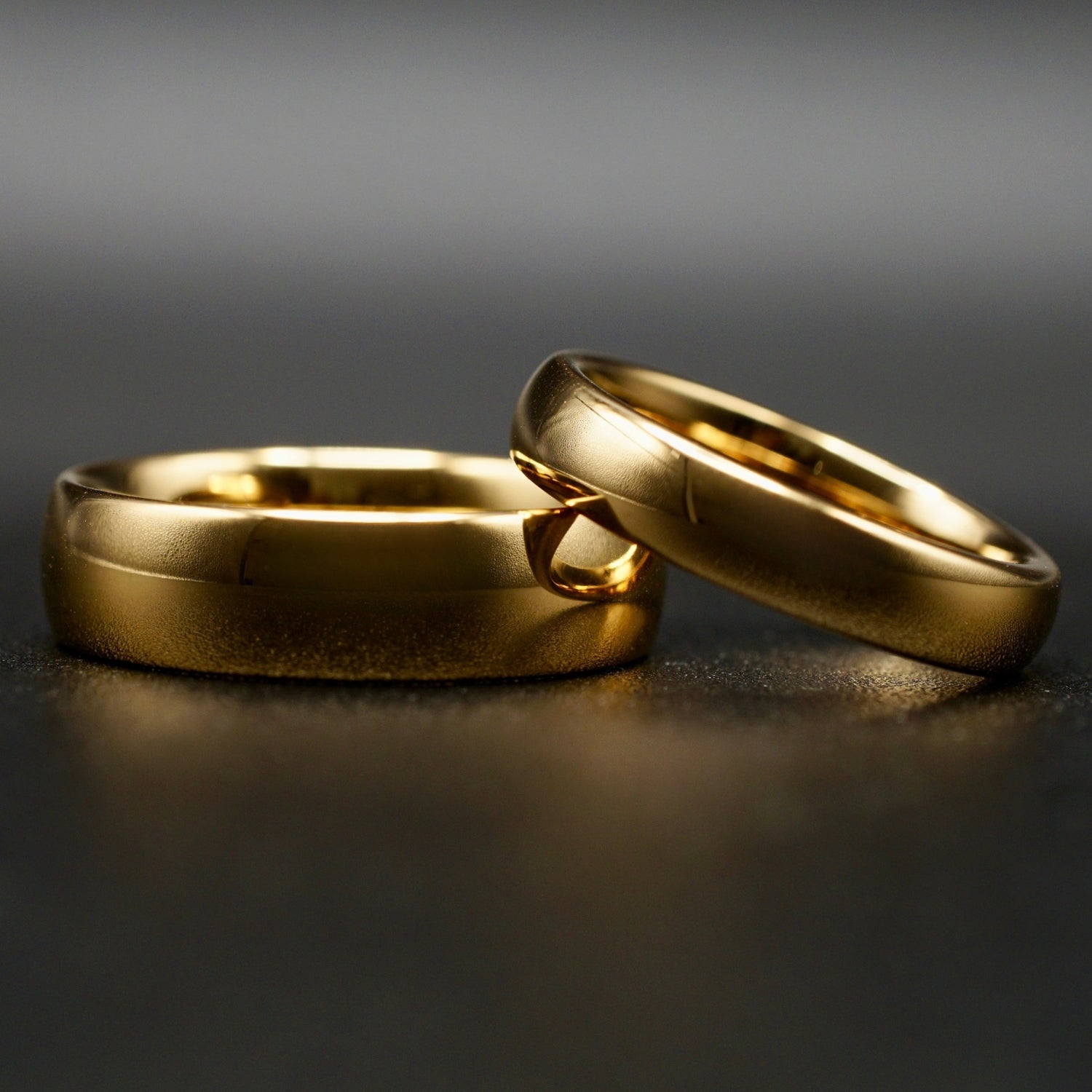 Vergoldeter Ring für Hochzeit & Verlobung – 6mm / 4mm