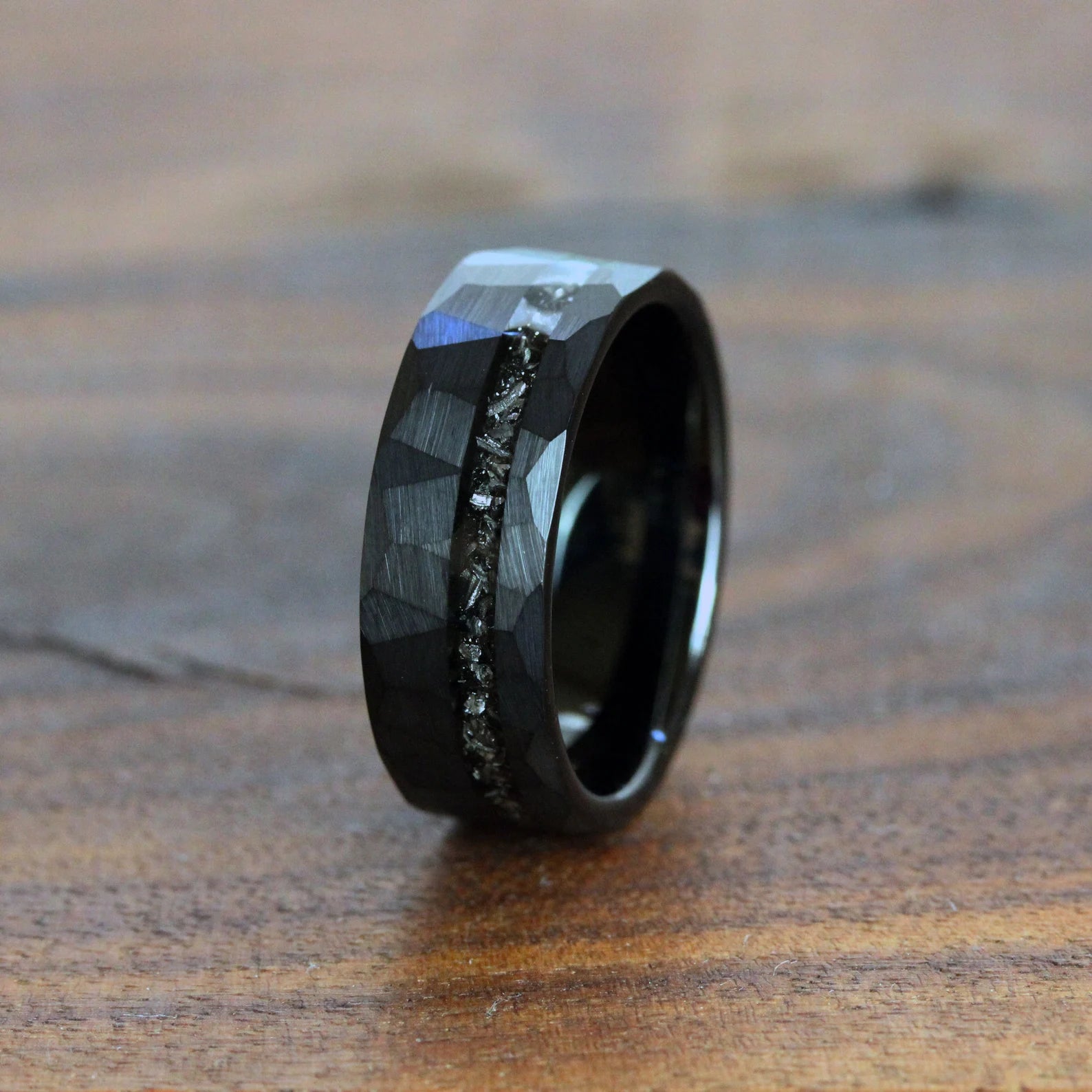 Tungsten Steel Hammer Pattern Electric Black Ring Inlaid With Crushed Meteorites 8mm - Stellar Forge Rings